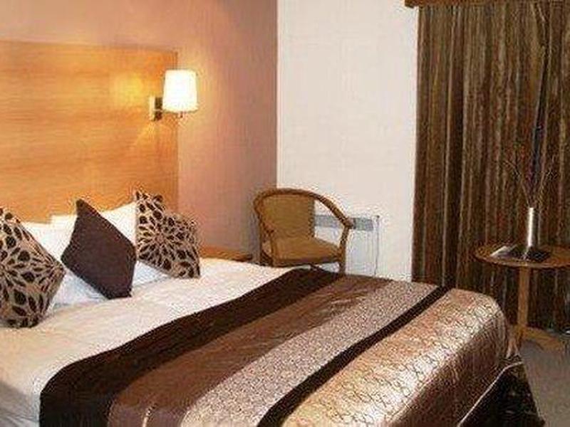 FE9628CA828043228FB8346E05C2DC03