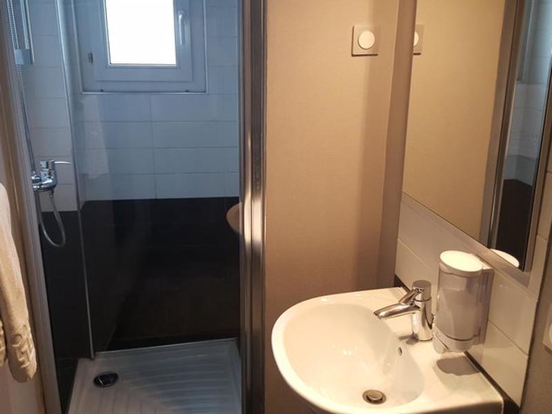 A89CC9D6A211B97C4D444877604B2588