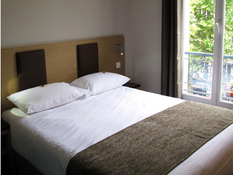 06C33FB9390BDEA46CE547E7885909E9