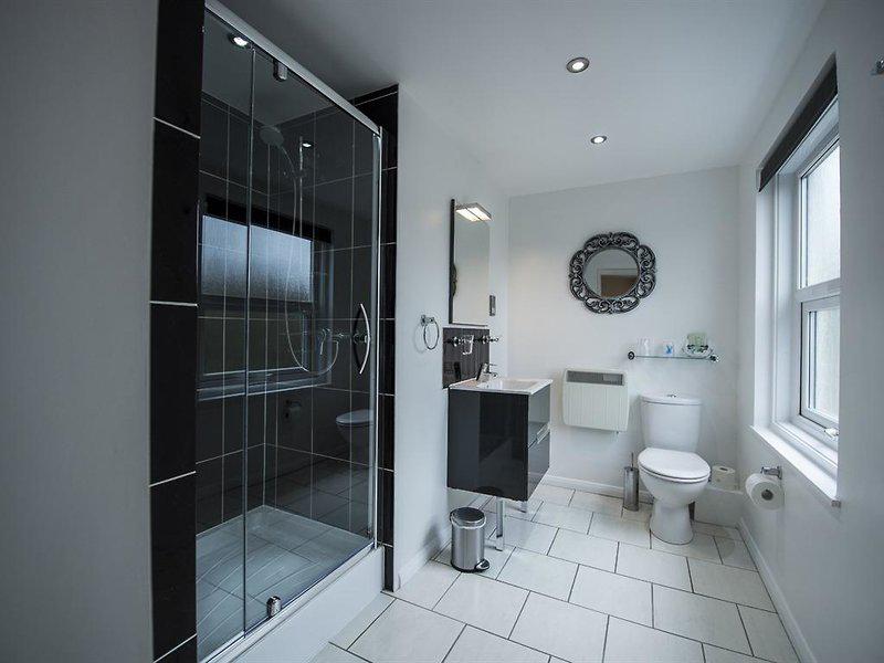 3705B576ABE0D32626805A673B655FE2