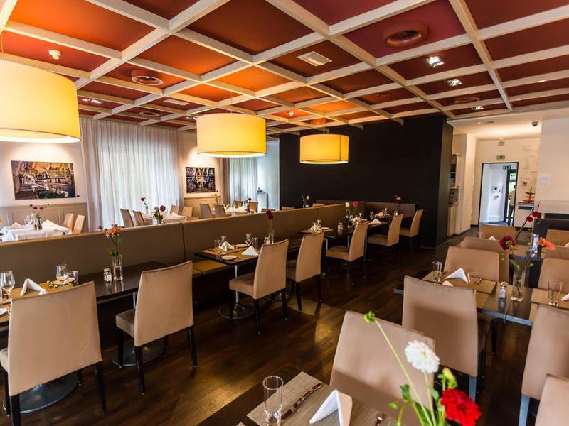 2A9A66AEF5A38DC8E2DD29146B023762