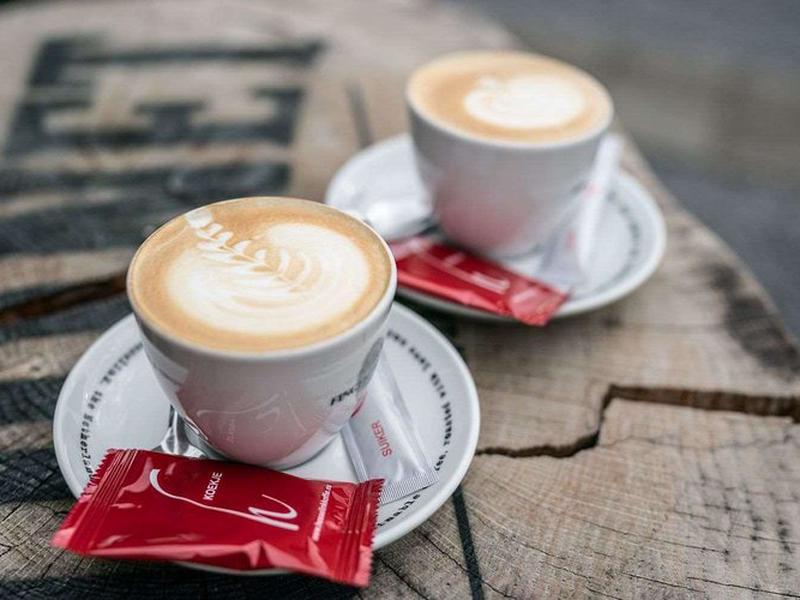 665F0E87E5DA419E2678CEDA376E3B2C