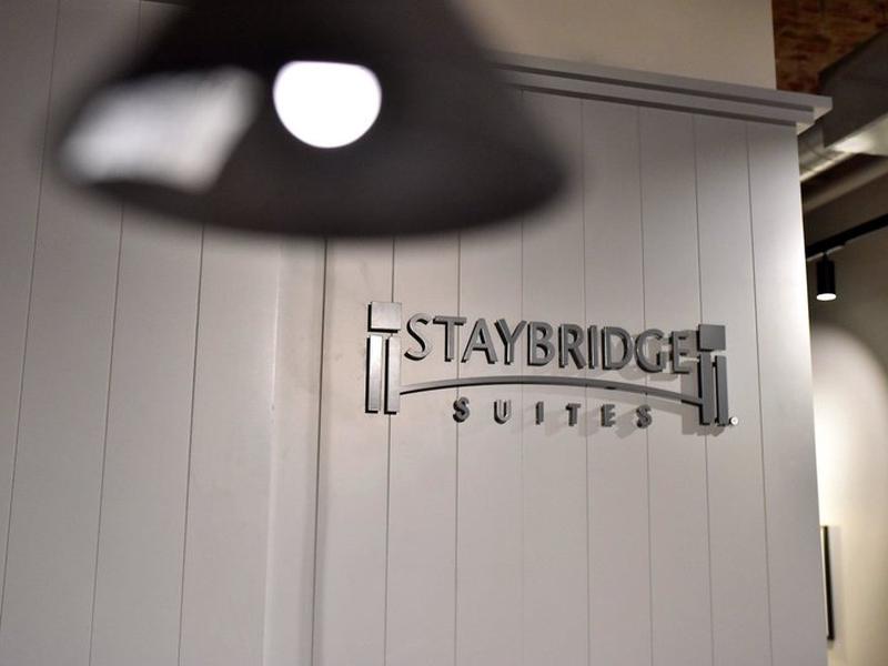 AFC82CEBADEB4471B0913832419BA947