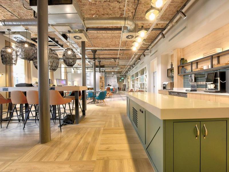 24F95E6A7D724F65756925725F44C237