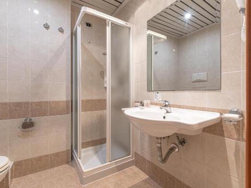 1984AFEBFDB95DFAE7AE955E53EBD3E7