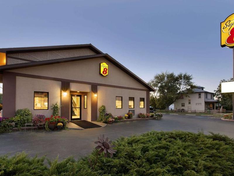 3EE6F1F36B070C16989E06F5CC26A3D7