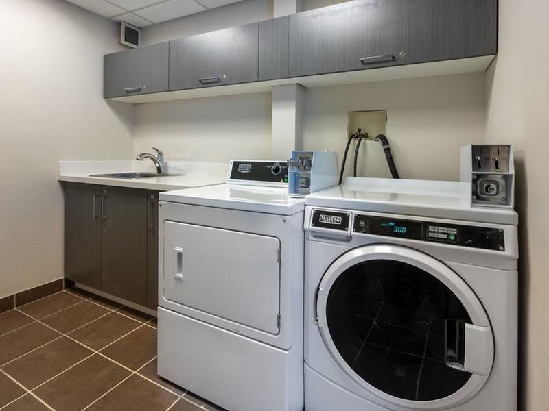 13184CC341F82B81C37E0BDBE203F64F