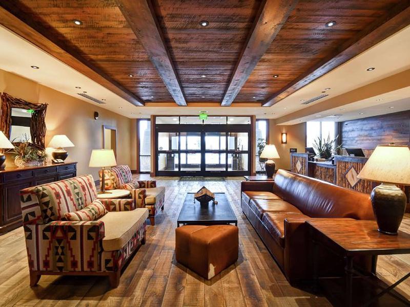 4358094C762BCE9A4C366C9A2BC702B7