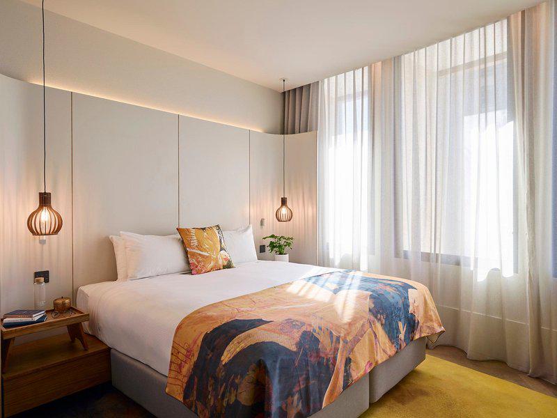 944C4F025F15C03E7DE4E78C19807873