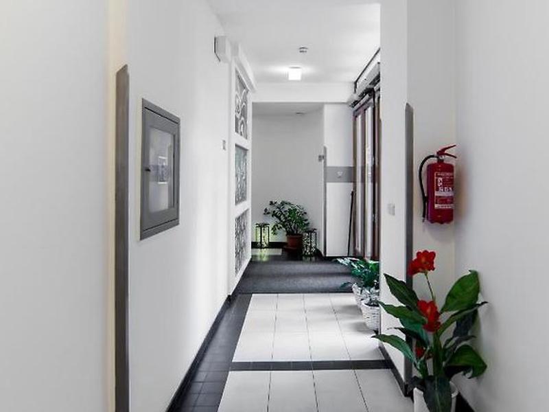 A8F39C09AA6DC2C5FB8D796D0FBFEA9E