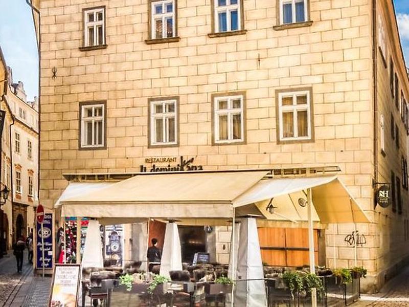 20D5670CC0D19B7EFA8D2B3D9B4144D2