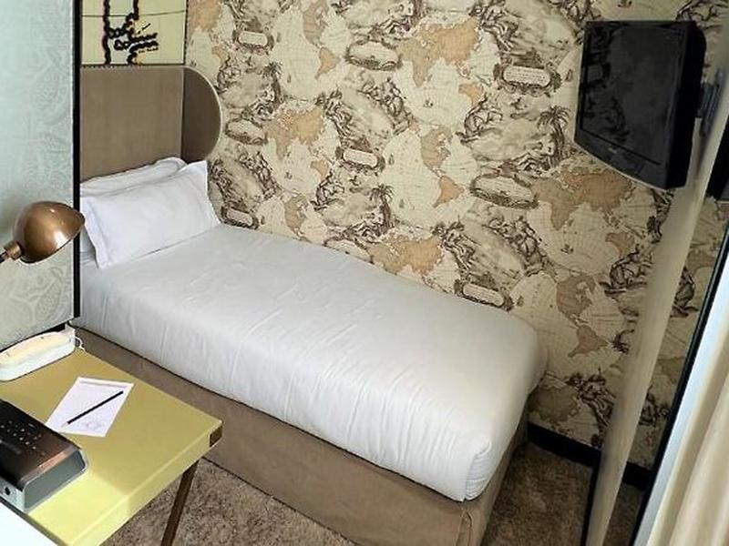 B1ABCEE9477852A3A793D77B1F4CFAE1