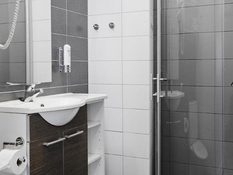 3BD703EC803562DD3A4AA7FCE73265CF