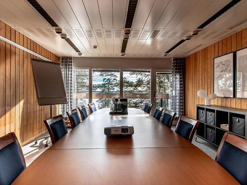 894F61566A58C6AE9F5728485D8E49F7