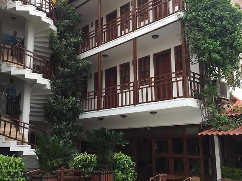 0A8B444212D085AA6D437D186FD6E9CF