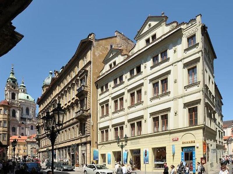 841928381977ABEA2D0343383F4FC6DC