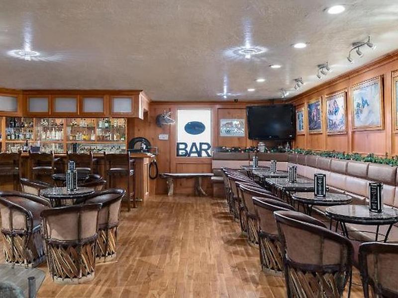 3FF76C0F42A3F64384307D793D3B72DF