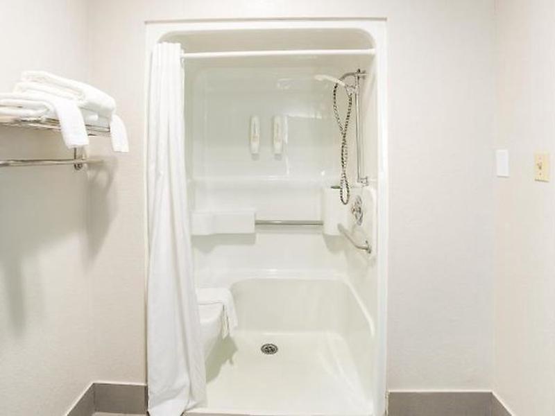 53B0AF081D66C93D7D507F24F7FDFB01