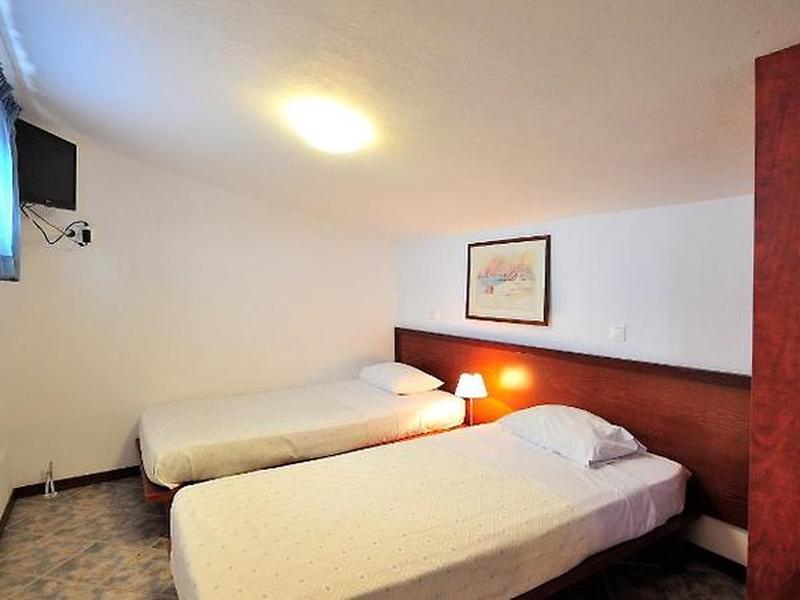 4ABC771FA1007120ADCC107B5FA8EEE7