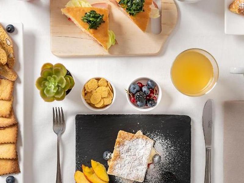 98C9128AE9090975D2166C30D76B09A7