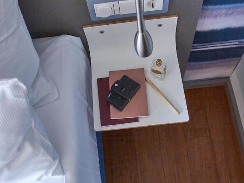 66E8E29C61D9C778D2102566BBD6AA25