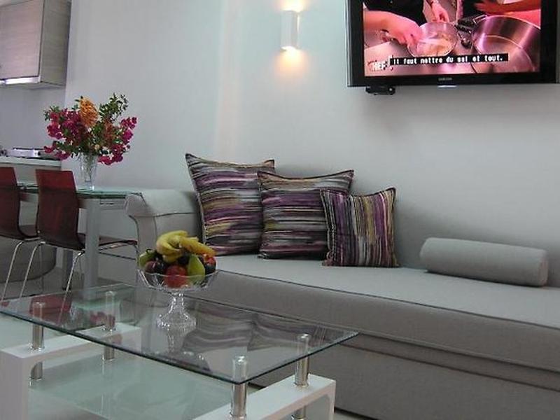 5E95EC1EB8E1426C2A8692A93EB9541F