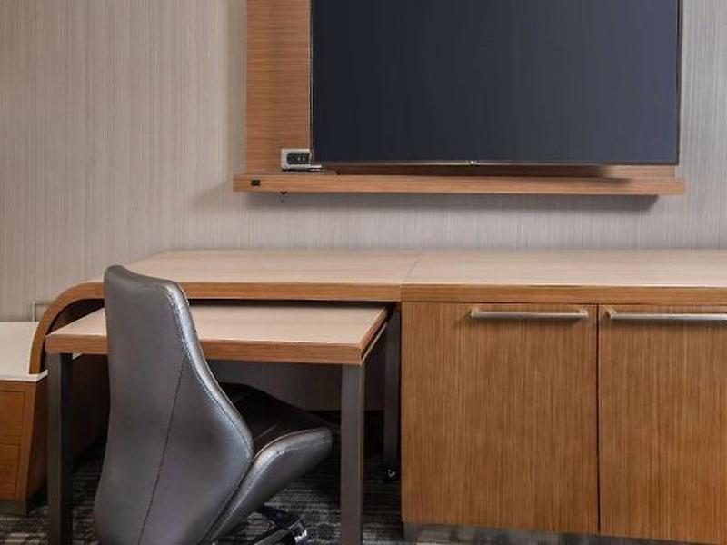 62AF04417DBF7EF6370D459934E7BB2B