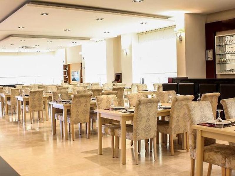 B268CC76D597184F73EE6E6E8D73BDA8