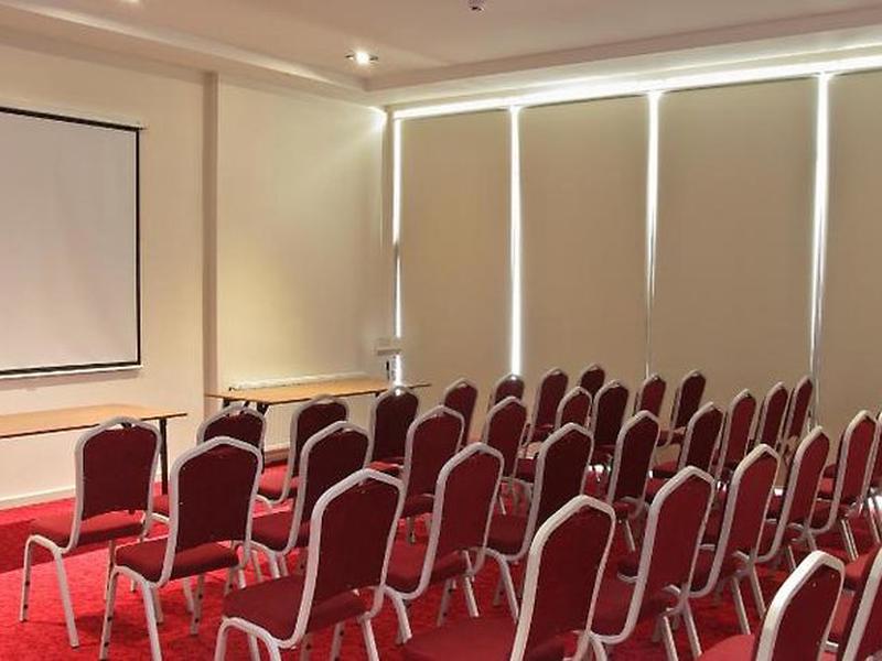 984962E150CBA19C445F209C46B550F5