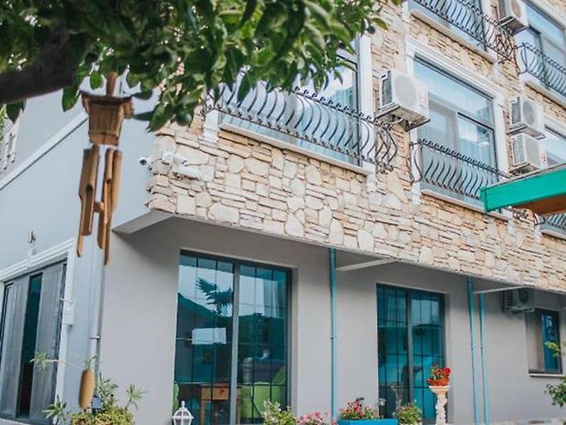 CE5FE5FB37678C6CDADEF7C4ECC3264A