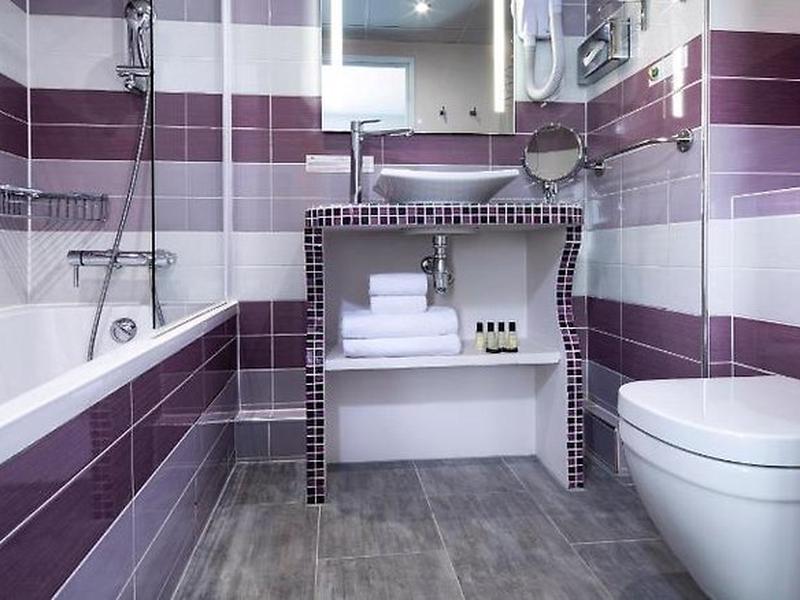 0095A02D2C7E615A73B229689E1FB9AB