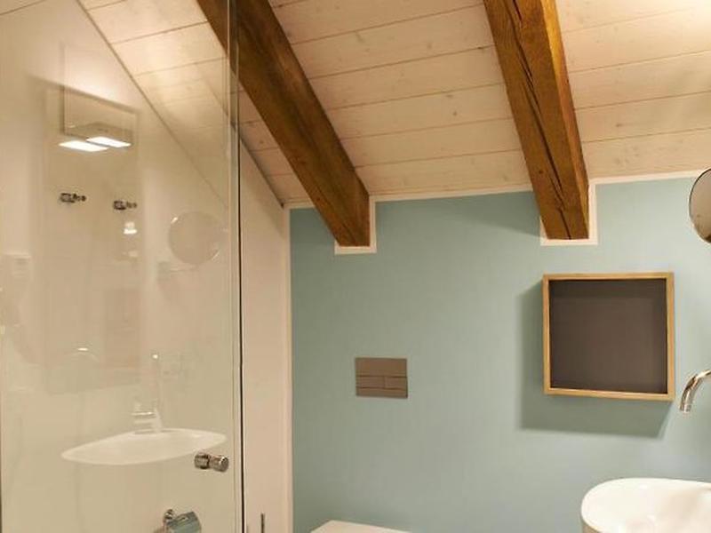 EB173BE853FC811E979854C4CC6EBDC3