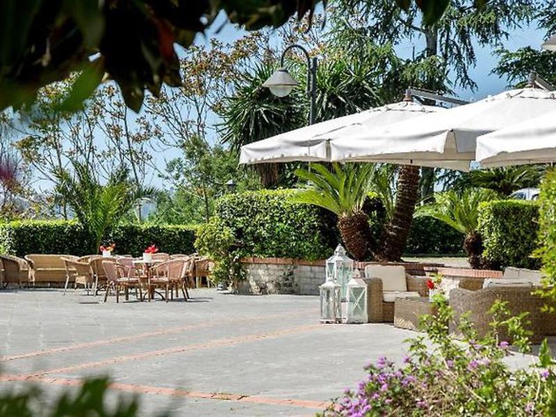 0BADE241D5729DE9DF2F4EBAFF6EDA47