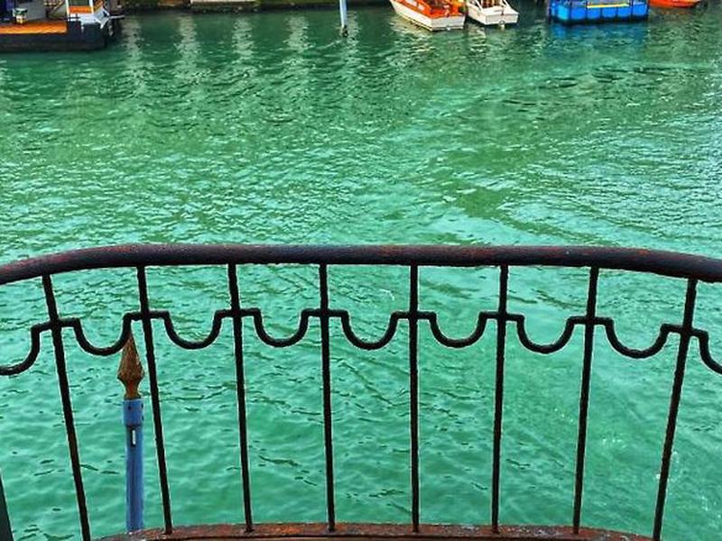 012B4E24F5C76AA6100D749E629C3575