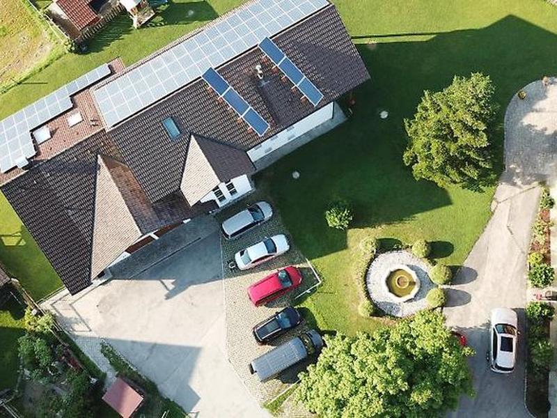 5EEEF58F760950CA68B00EF366B8DAE0