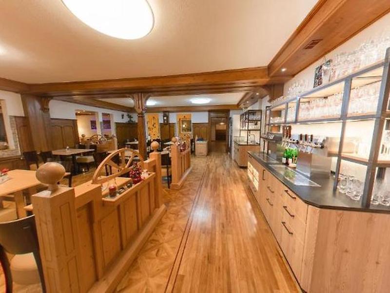 67F33746D2EB79A46764CF44C8A3AFD1