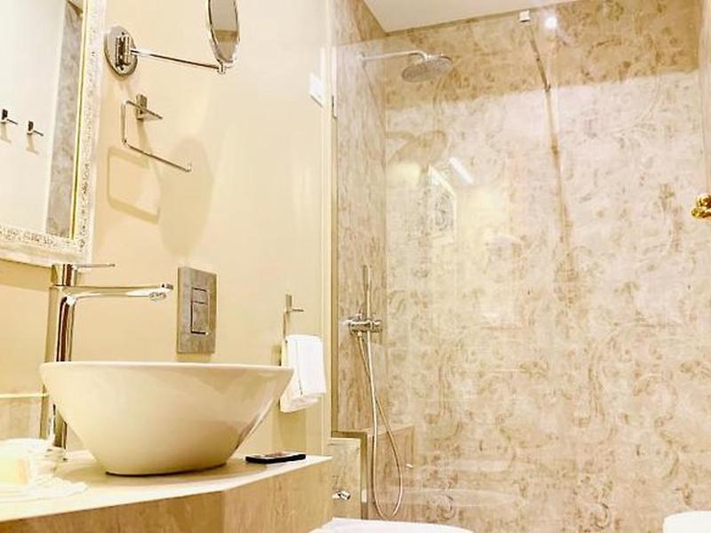 E5A0C07D2B8E397A07D87D22479B1628