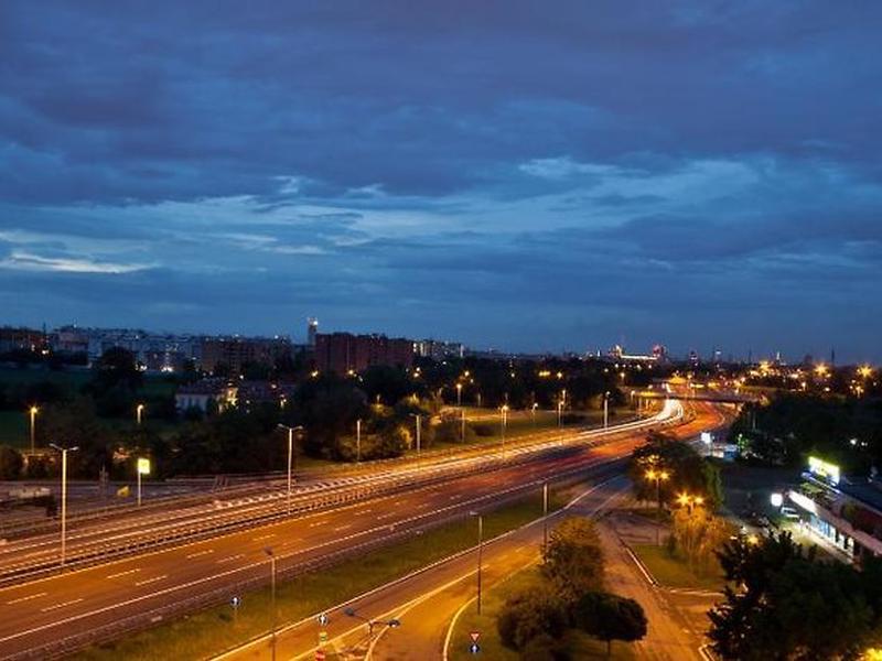 8463110973E00A1FA30B837B5118B408