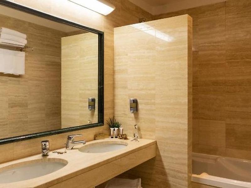 4EA5C4954217002D3A7C5DFA91995F47