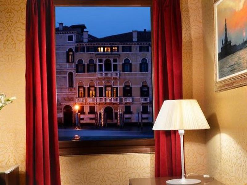 3FC566F5A22A3991E38E4EC9A2FB8F16