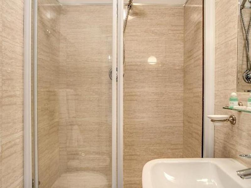 C7DF989823C43B43A635A830051CA133