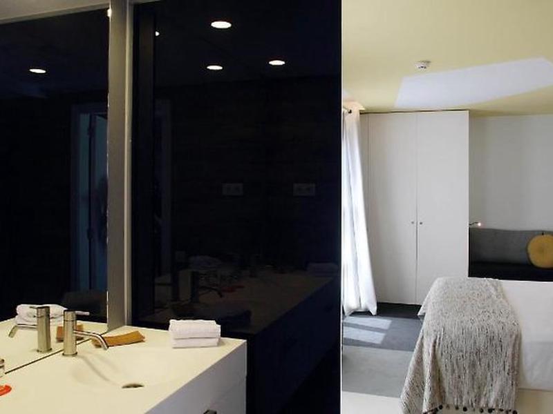 91A001F08CC56895D4C711F38C6755CF