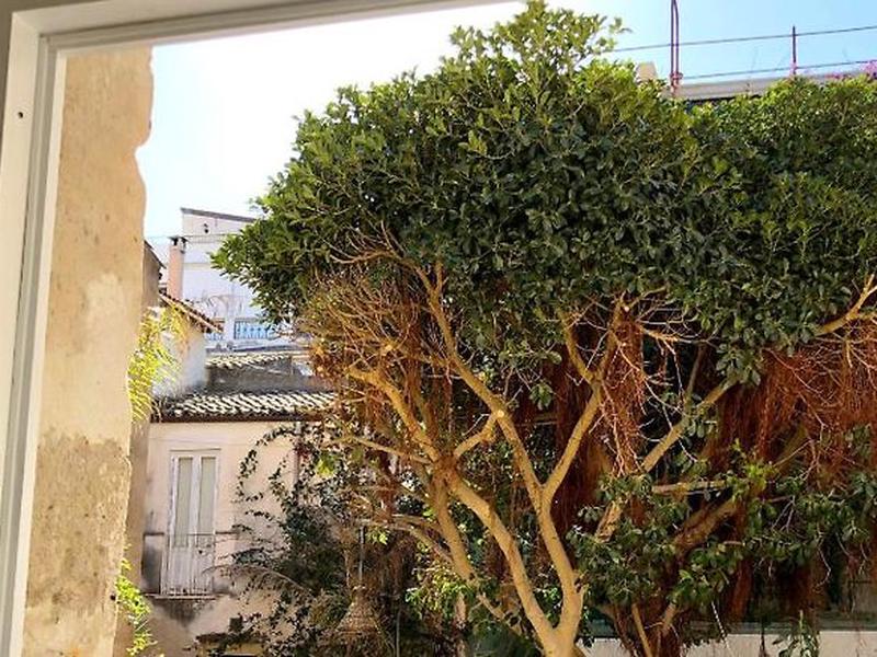 E820B011C4AD42375D7735C1EB18A6E6