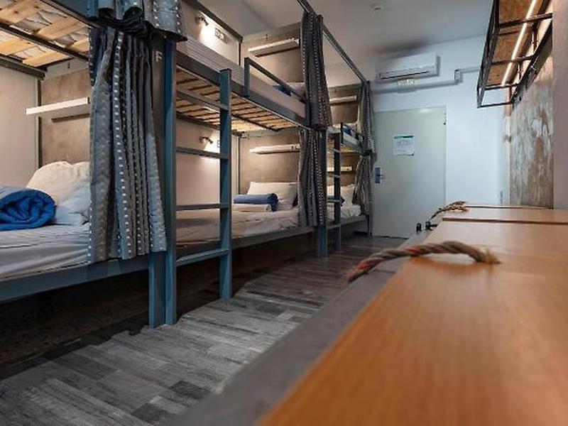 E4C16E824B2E62BAE6B8638EF19808B3