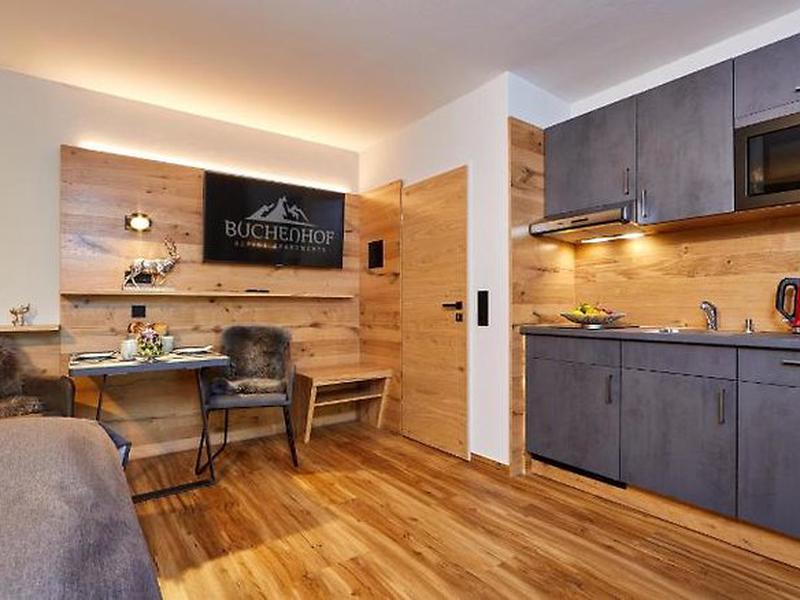 932B16F3D22C5D752C2F9A70C971C245