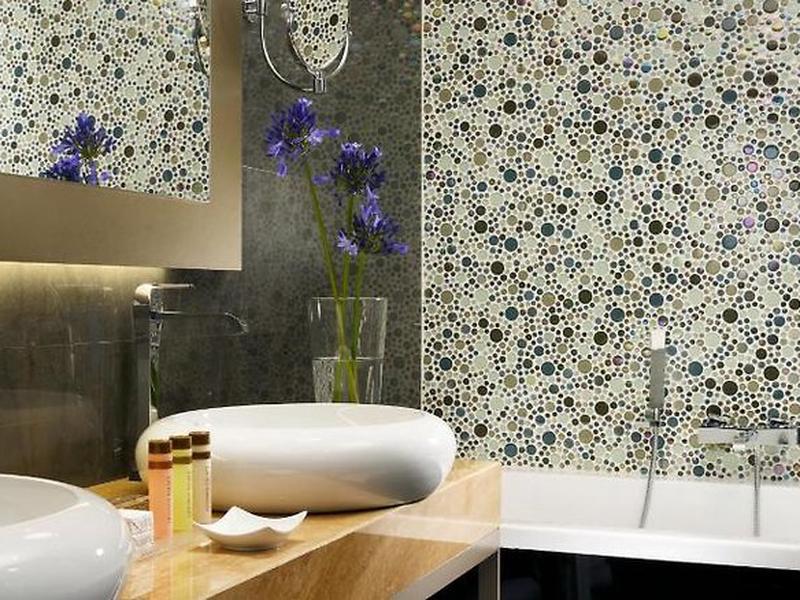 825AE763C8B5E8F4352F90E331851BBC