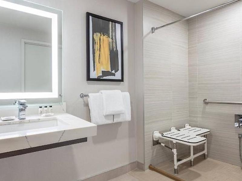 FB9AE48F1744C1E03CA0FF13E6EB55A0