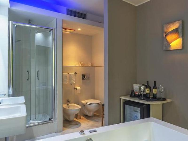 B83CDAB34478FAD34E4E6EB429079E84