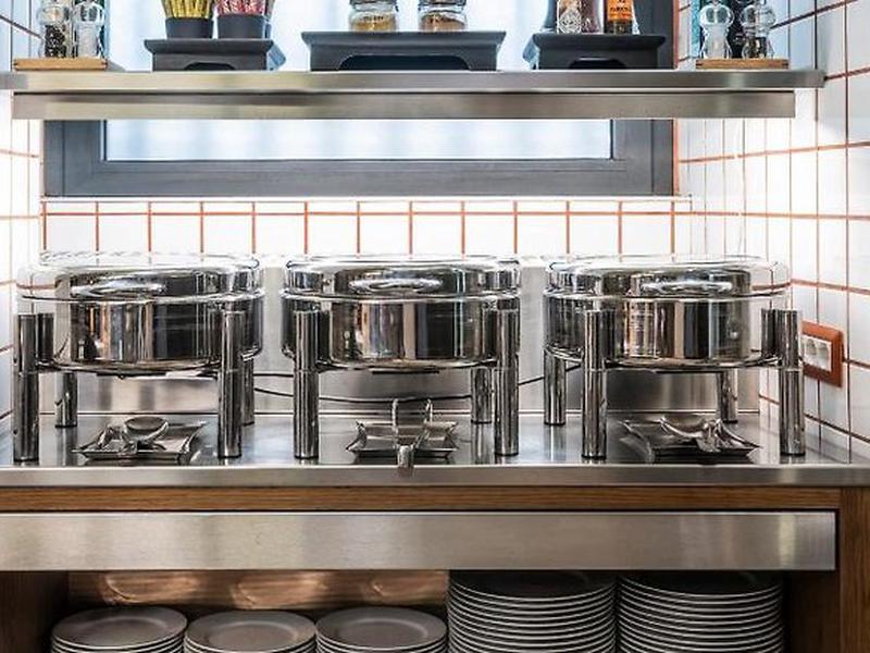 D09A210B2D9FE1544C89B9C1F2811565