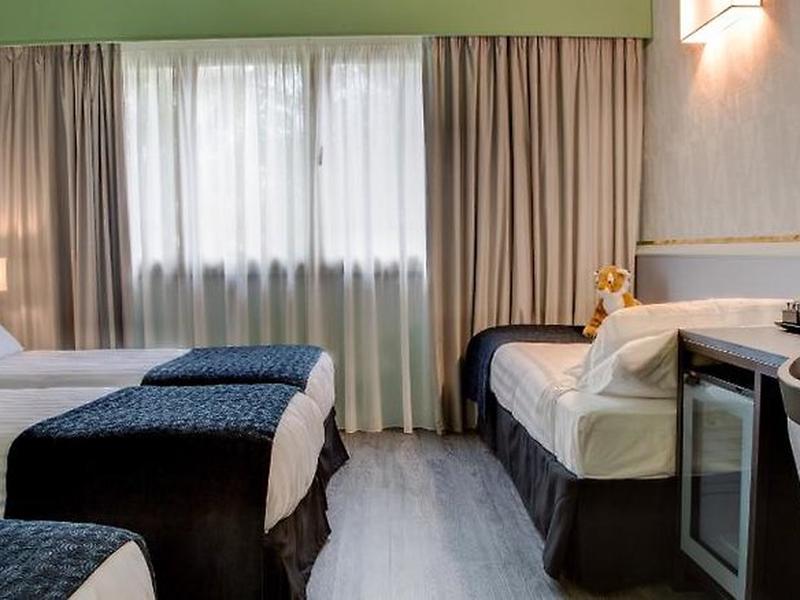 F8B6A688BE8013F4CC5AA86040151D5C